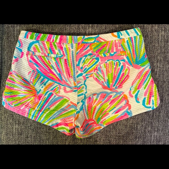 Lily Pulitzer shorts - Picture 4 of 5